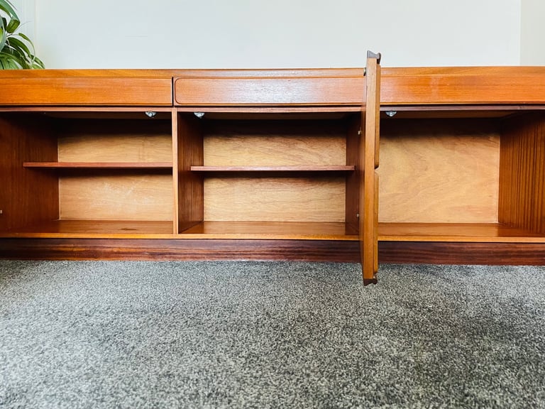 Teak Mcintosh sideboard 70s 