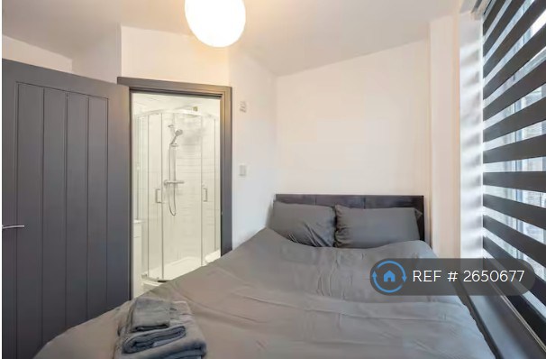 2 bedroom house in Denton, Denton, Manchester, M34 (2 bed) (#2650677)