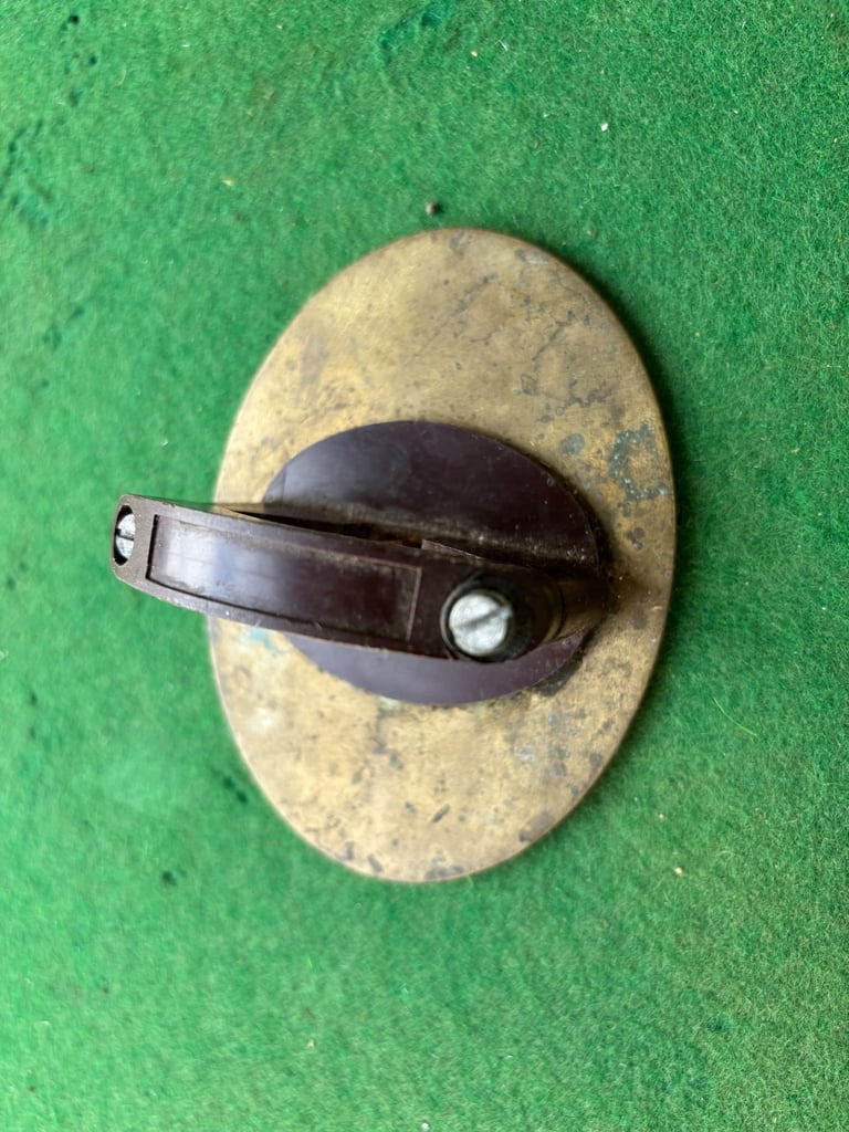 6 brass beer pump badges £40 the lot 