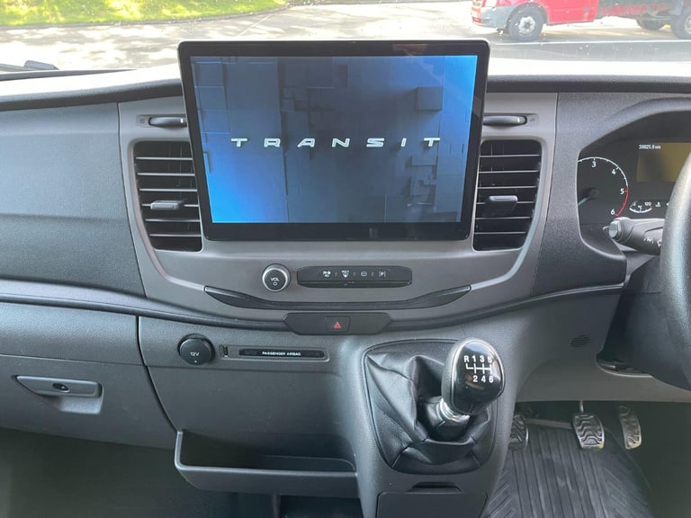 FORD TRANSIT 2.0 TDCI T460 TREND 17 SEAT MINIBUS EURO 6 AIR CON 2022