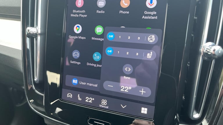 2025 Volvo XC40 2.0 B4 MHEV Plus Black Edition DCT Auto Euro 6 (s/s) 5dr ESTATE Petrol/Electric H...