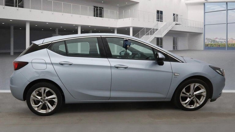  Vauxhall Astra 1.4i SRi Nav Euro 6 5dr Petrol Manual