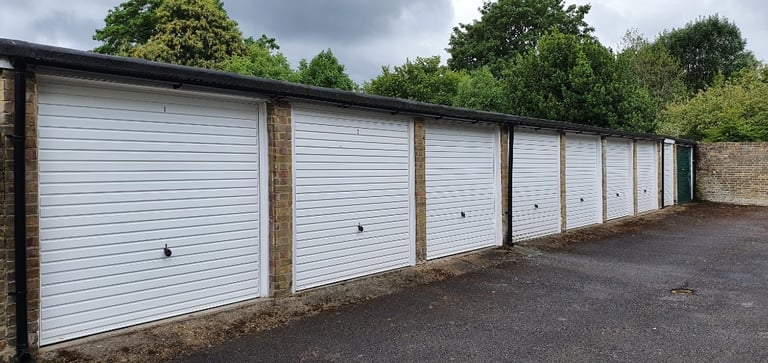 Garages to Rent: Parkgate Road (Gateways Court), Surrey, SM6 0AW