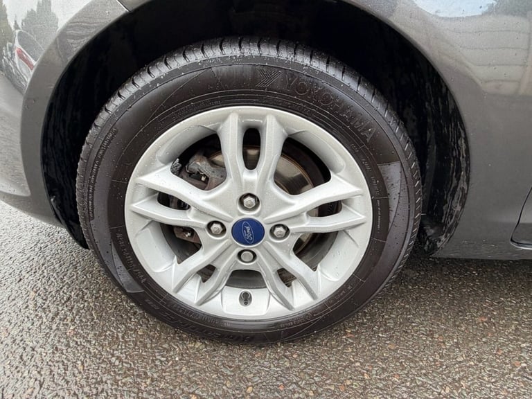 2016 Ford Fiesta 1.0T EcoBoost Zetec Hatchback 5dr Petrol Powershift Euro 6 (100 ps) Hatchback Pe...