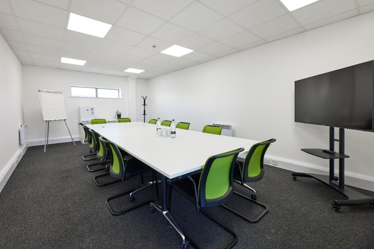 High Wycombe - HP12 3RL, 4ws serviced office to rent at Cressex Enterprise Centre