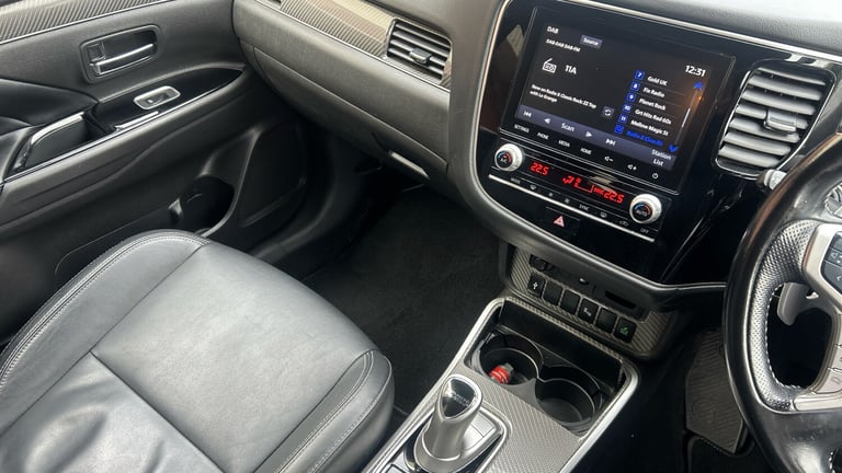 2019 Mitsubishi Outlander 2.4 PHEV Dynamic Safety 5dr Auto Estate Estate Hybrid Automatic