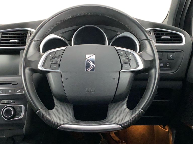 2017 DS Automobiles Ds4 Prestige Puretech S/s 4 Puretech Prestige S/S Hatchback PETROL Manual