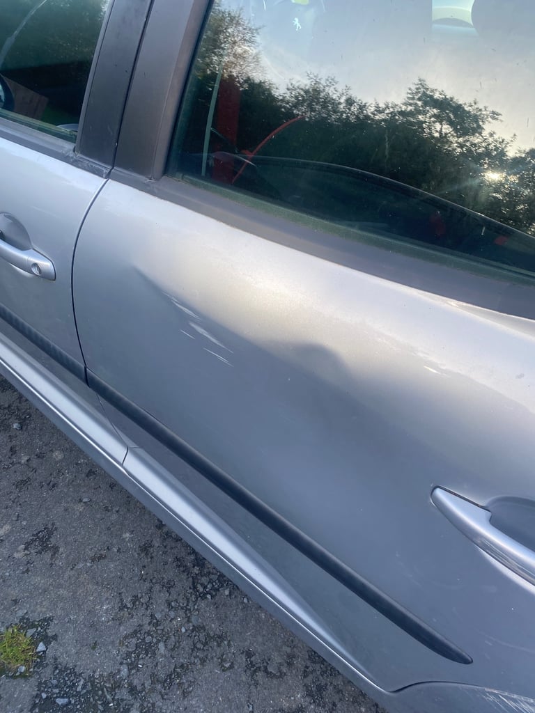 Peugeot, 207, Hatchback, 2010, Manual, 1398 (cc), 5 doors