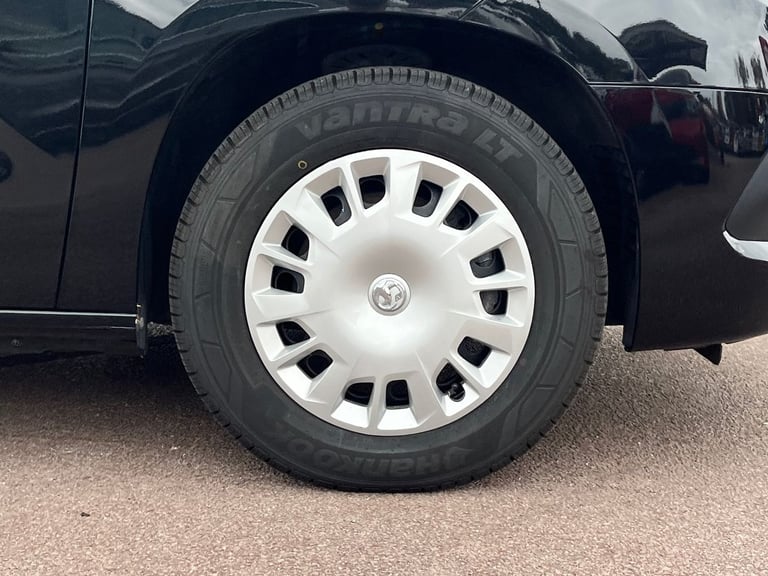  Vauxhall Combo Electric 2300 50kwh Sportive Panel Van 6dr Electric Auto L2 H1