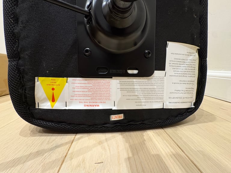 Black office desk chair 