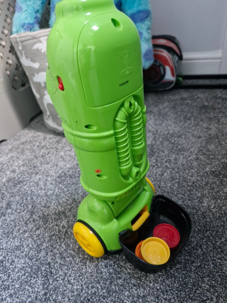 Toy hoover