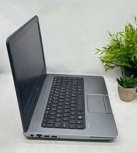 Gaming Hp Laptop | Amd With Radeon Graphics | 4gb Ram | 128gb Ssd | Windows 11 Pro  