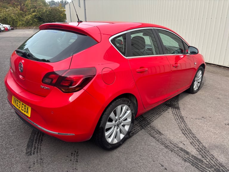 Vauxhall, ASTRA ELITE 2.0 CDTI 5dr manual Hatchback # GREAT VALUE #