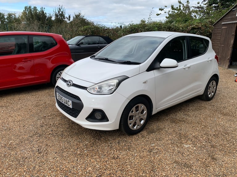 2015 Hyundai i10 1.2 SE 5dr HATCHBACK Petrol Manual