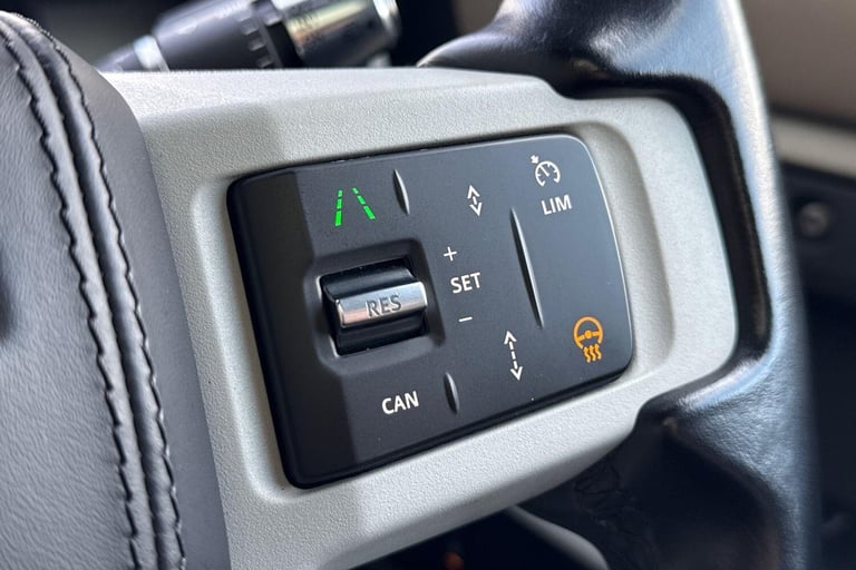 2021 Land Rover Defender 110 2.0 P400e 15.4kWh X-Dynamic HSE SUV 5dr Petrol Plug-in Hybrid Auto 4...