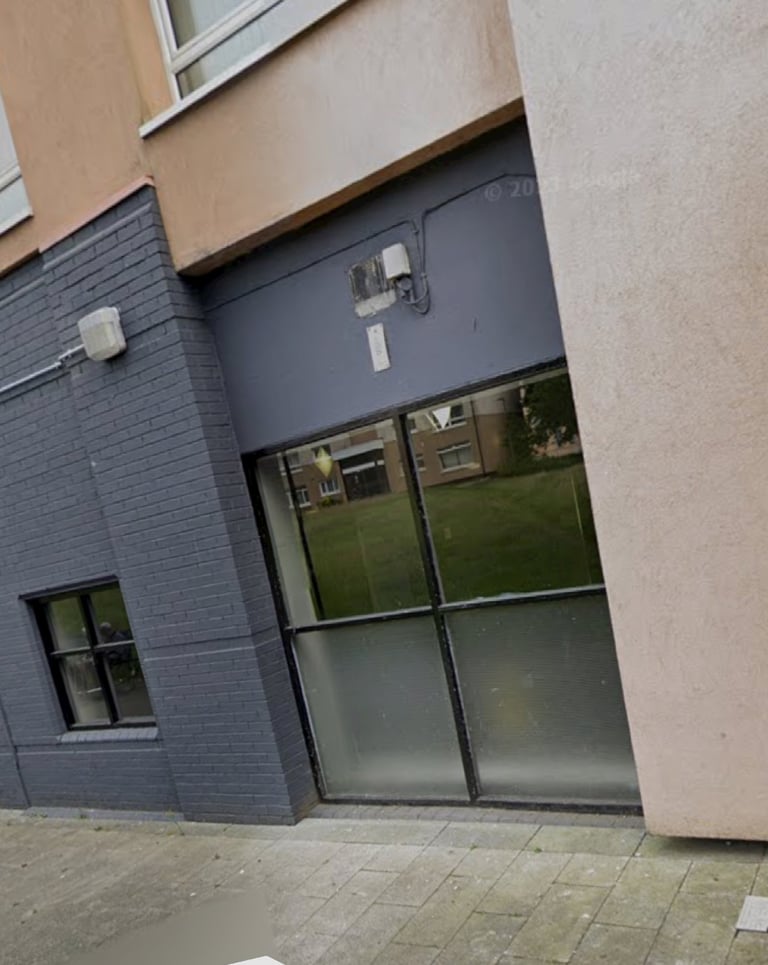 Located in Glasgow City Centre house swap 