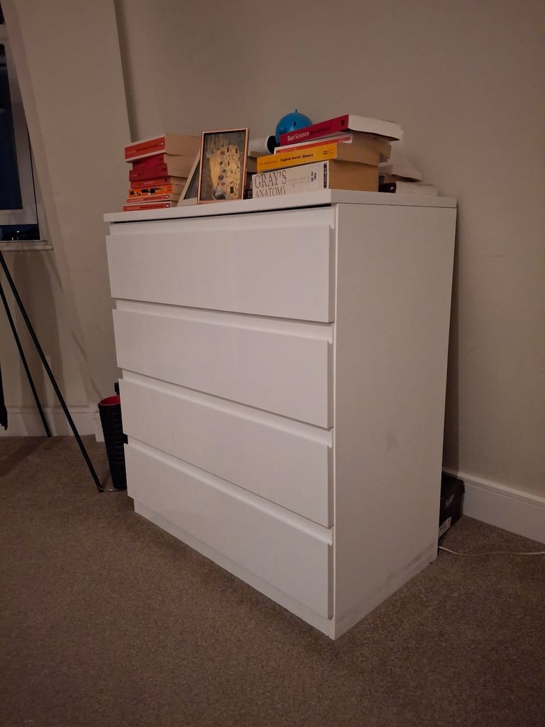 Chest of drawers, white