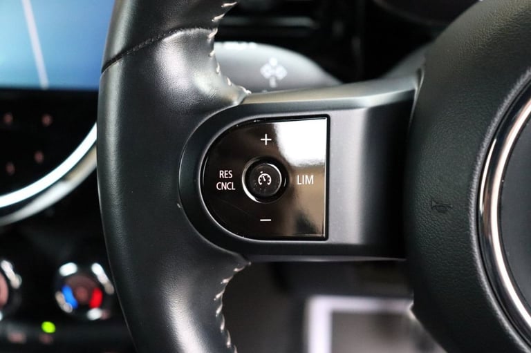 2021 MINI Hatch 1.5 SPORT Hatchback Petrol Manual