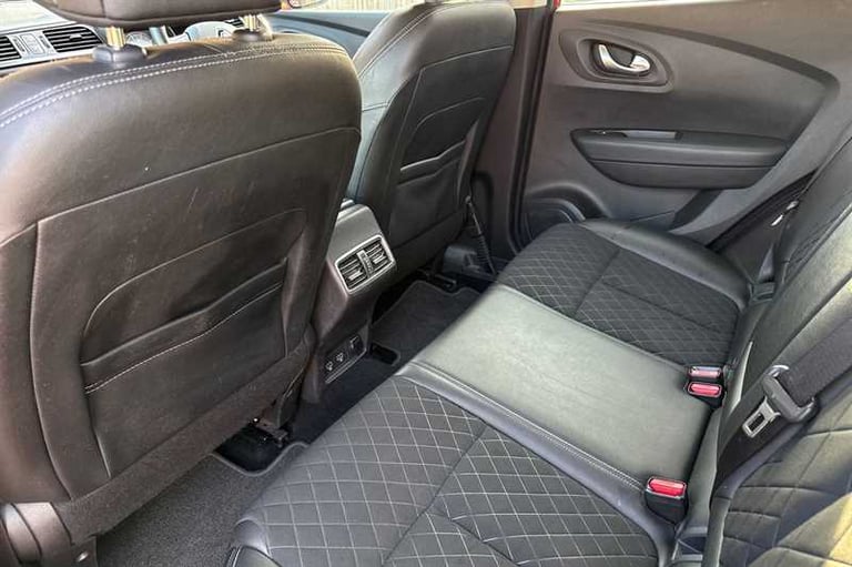 2020 Renault Kadjar 1.3 TCe Iconic SUV 5dr Petrol Manual Euro 6 (s/s) (140 ps) SUV Petrol Manual