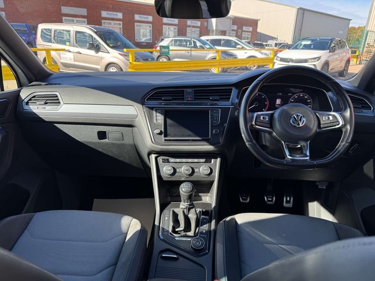 2017 Volkswagen Tiguan 2.0 Tiguan R-Line TDI BlueMotion Technology 4Motion 4WD 5dr - NATIONAL DEL...