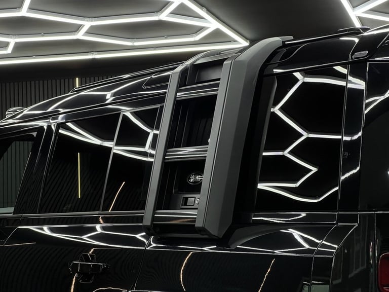 2021 Land Rover Defender 3.0 D300 X-Dynamic HSE 110 5dr Auto [7 Seat] ESTATE DIESEL Automatic