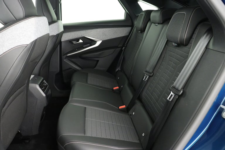2025 Peugeot 3008 1.2 Hybrid 136 Allure 5dr e-DSC6 Estate Petrol Automatic