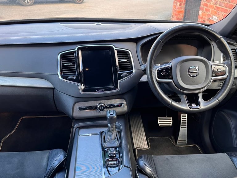Volvo XC90 D5 POWERPULSE R-DESIGN AWD++GREAT SPEC++