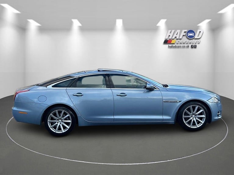 2011 Jaguar XJ D V6 PREMIUM LUXURY Saloon Diesel Automatic