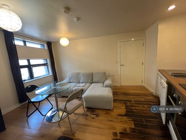 1 bedroom flat in Great Ancoats Street, Manchester, M4 (1 bed) (#2609422)