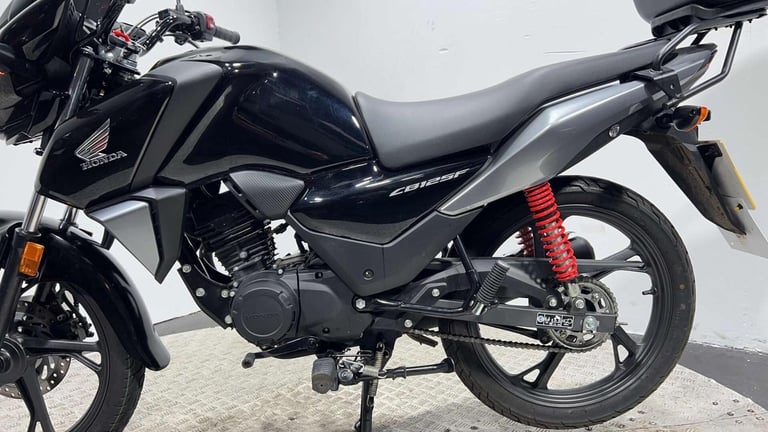 Honda CB 2022 VERY CLEAN LOW MILEAGE 2K 125CC COMMUTER LEARNER BIKE