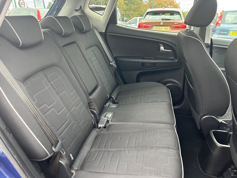 2011 Kia Venga 1.4 3 Euro 5 5dr HATCHBACK Petrol Manual