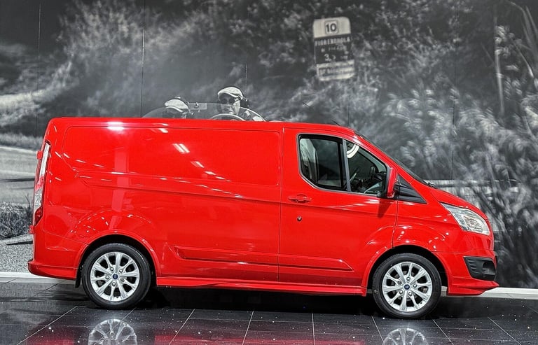 2014 Ford Transit Custom 2.2 TDCi 290 Sport L1 H1 5dr PANEL VAN Diesel Manual