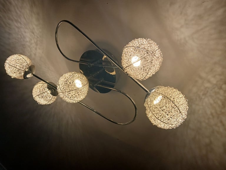 image for Side lights and centre lights and curtain poels