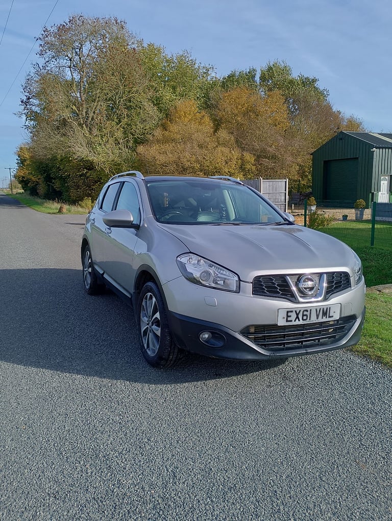 Nissan, QASHQAI, Hatchback, 2011, Manual, 1995 (cc), 5 doors 4WD