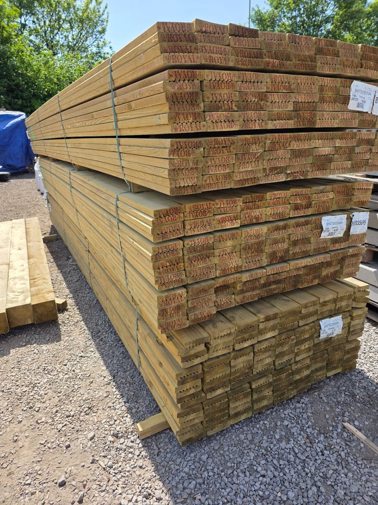 4.8M TIMBER DECKING BOARDS 120x28mm