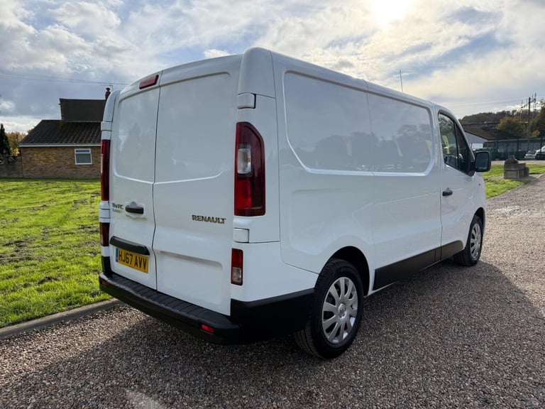 2017 Renault Trafic SL27 dCi 120 Business+ Van PANEL VAN DIESEL Manual