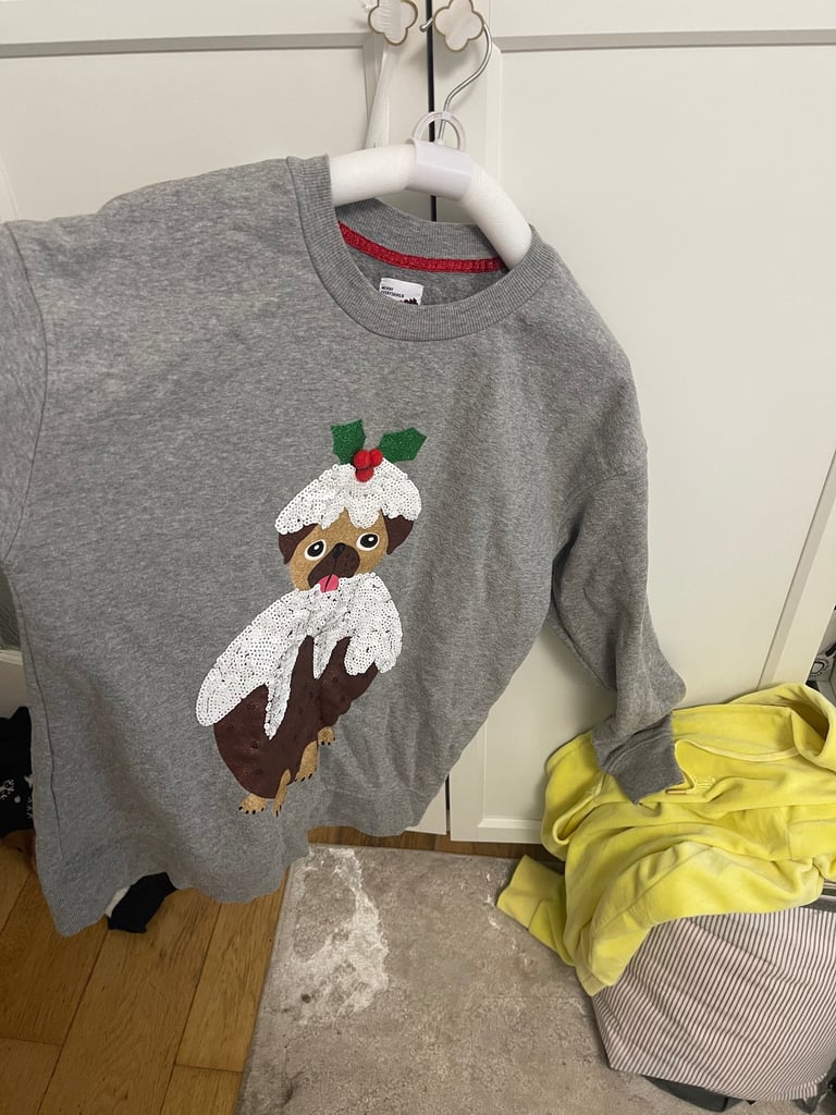 image for Star jumper £3 pug jumper £2  size S 