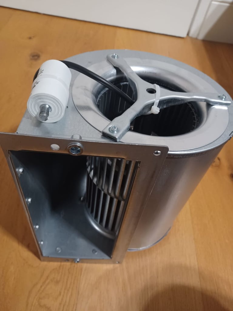 CBB Fan Coil Unit Motor  1350 RPM 250W 240V with capacitor, Brand new