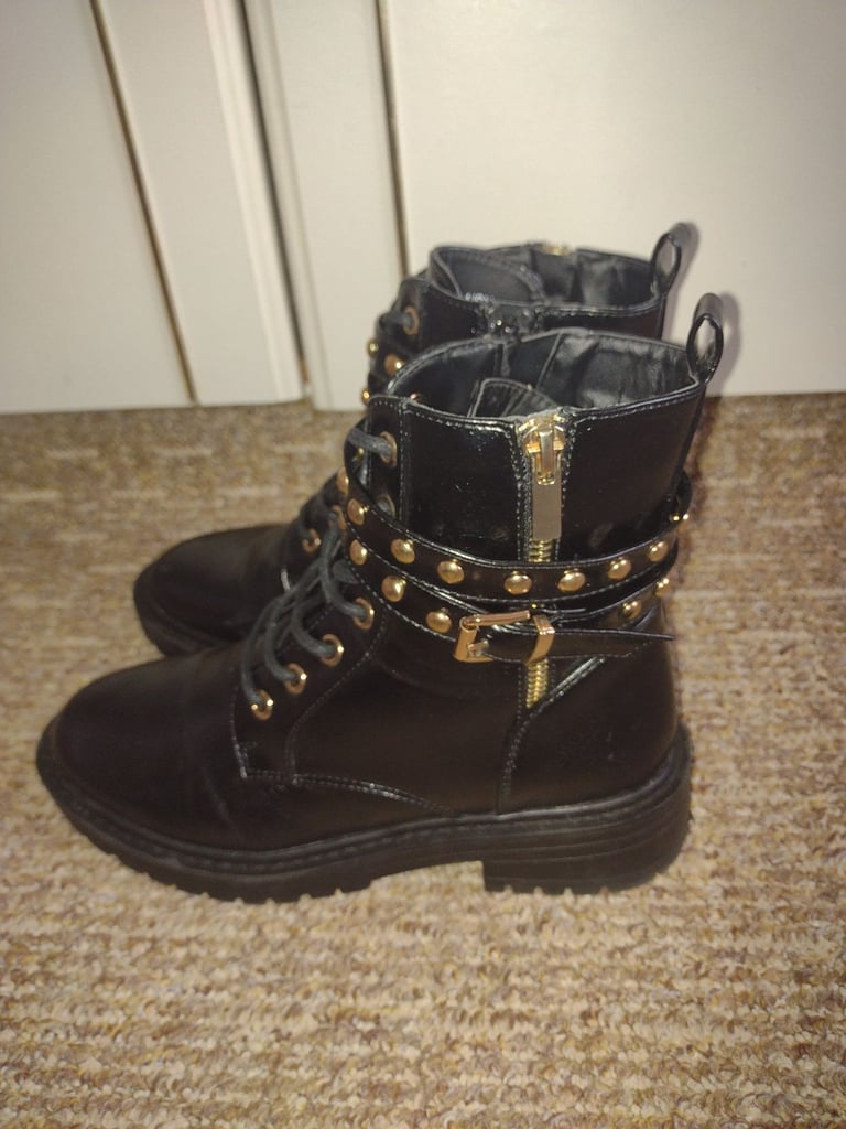 image for Ladies boots 