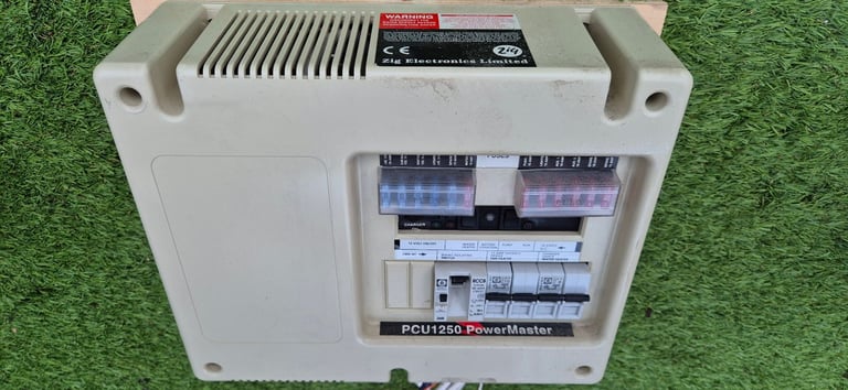 ZIG CPU 1250 POWER MASTER - power supply unit / battery charger for camper caravan motorhome boat.