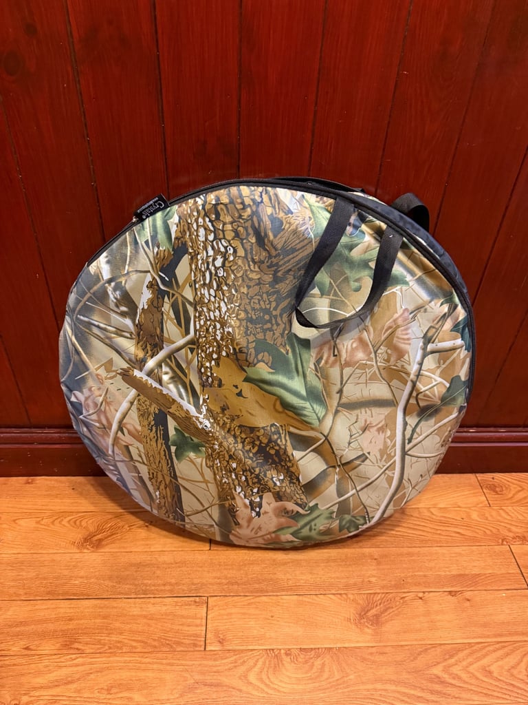 Crystals Pop Up Tent Camo New