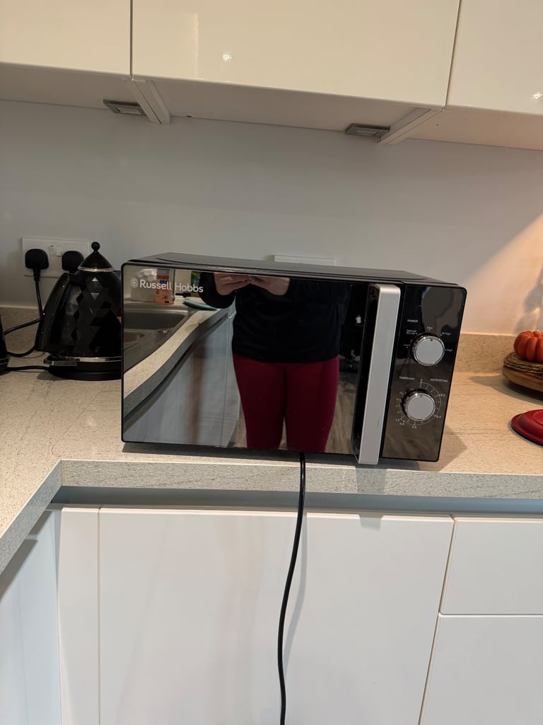 image for ***COLLECTION ONLY*** Russell & Hobbs Microwave