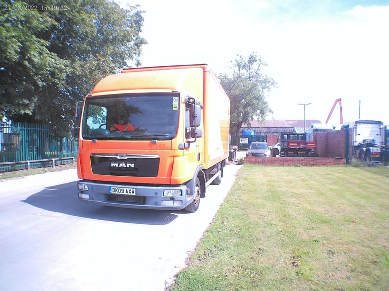 2009 MAN TGL manual 18 ft box tailift 8.1 mtr long mot 11/24