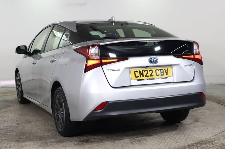 2022 Toyota Prius 1.8 VVT-h Active CVT Euro 6 (s/s) 5dr Hatchback Automatic