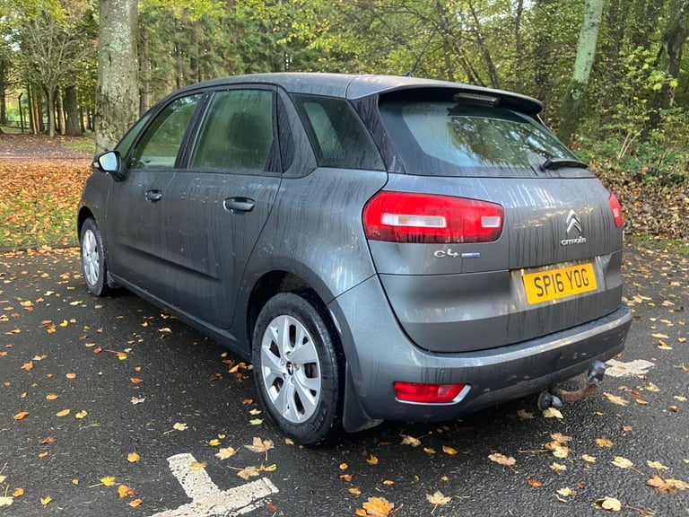 STUNNING 2016 CITROEN C4 PICASSO 1.6BlueDHi VTR+ 5 door EAT6. AUTOMATIC. MOT May-2026. FSH
