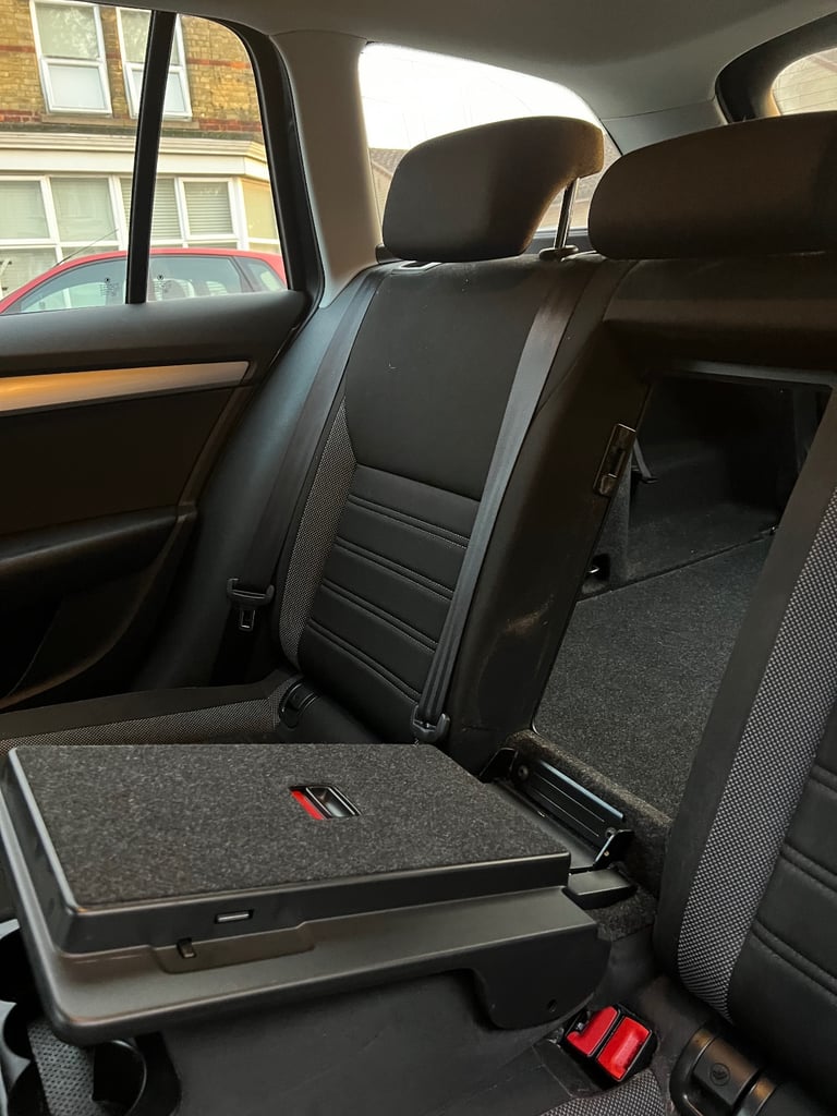 Skoda, OCTAVIA, Estate, 2017, Manual, 1598 (cc), 5 doors