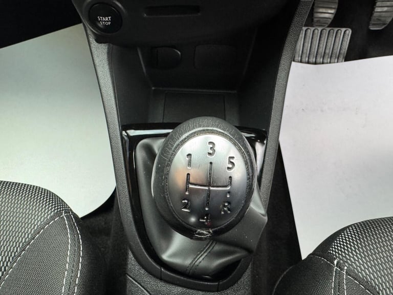 2016 Renault Clio 1.2 16V Dynamique Nav Euro 6 5dr HATCHBACK Petrol Manual