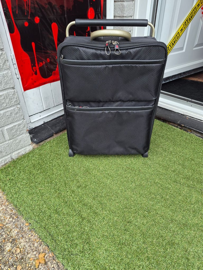 image for IT LUGGAGE SUITCASE 