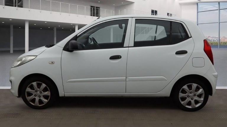 2013 Hyundai i10 1.2 Classic 5dr HATCHBACK PETROL Manual