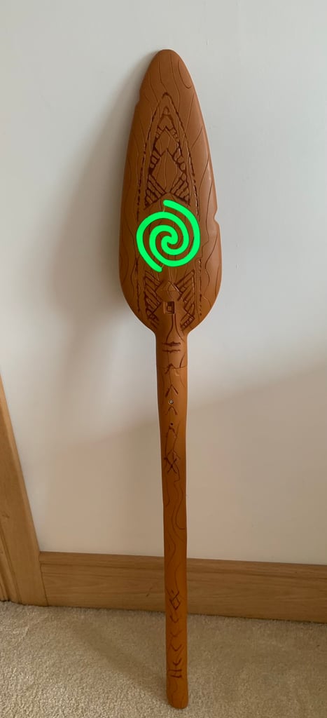 Original Disney Moana Costume  Boat Paddle and Accessories 